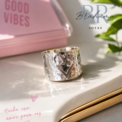 Anillo love calado